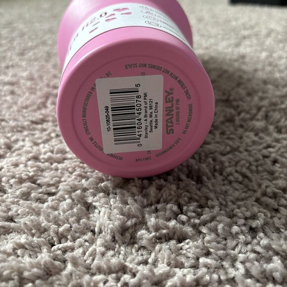 Stanley Target Exclusive Valentine’s Day 2025 Sweet Hearts 40oz Tumbler IN HAND! - Picture 7 of 7